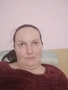 BustyLadyAlma online show from May 2026 06:09:01 PM
