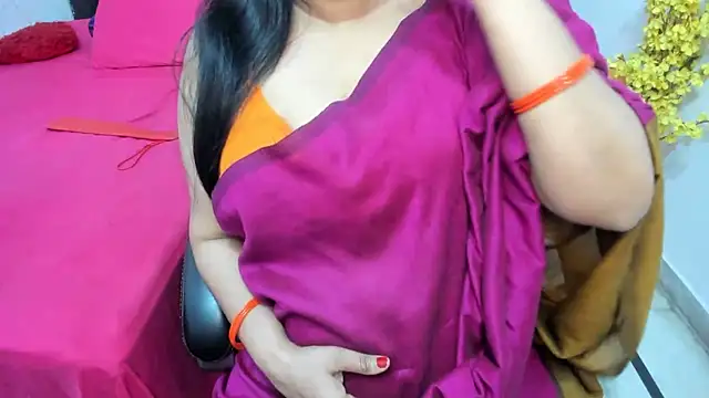 Snapshot of YourSanchu chatting on January 2025 06:43:01 PM YourSanchu online show from January 2025 06:43:01 PM