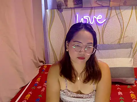 BURBERRY69 online show from February 2026 08:15:02 AM