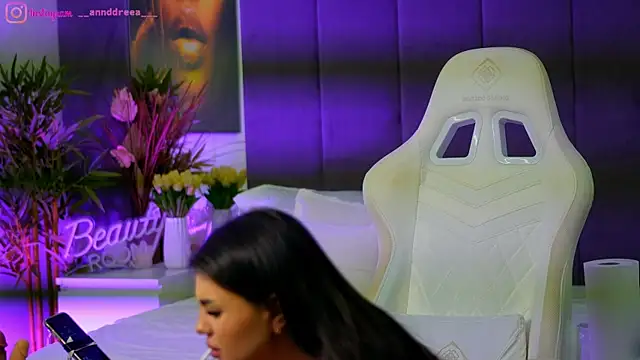 perfectt33n online show from November 2025 04:18:01 PM