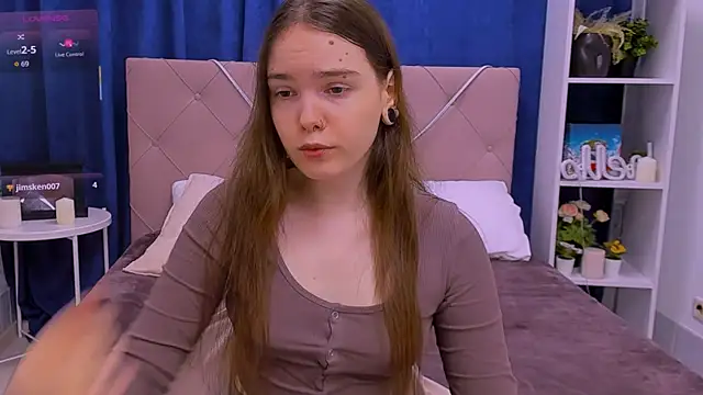 Janie JJ Curvie online show from January 2026 01:31:02 AM