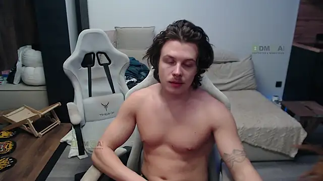 Sunny-Girl1 online show from March 2026 03:17:01 PM