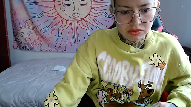 ArrangedFoot online show from May 2026 10:00:02 PM