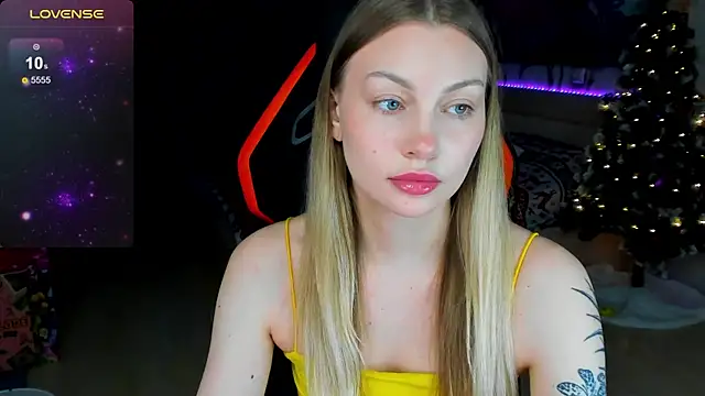 BiMolly online show from January 2026 03:26:01 PM