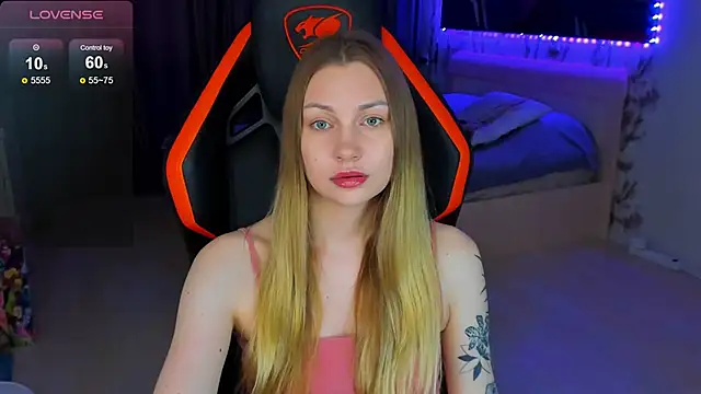 BiMolly online show from June 2026 02:41:02 PM