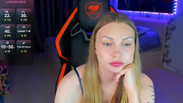 BiMolly online show from June 2026 06:41:01 PM