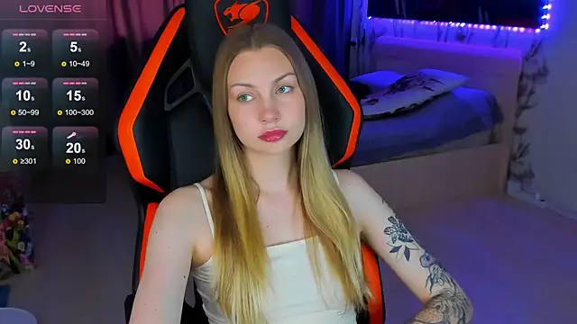BiMolly online show from July 2026 12:44:01 PM