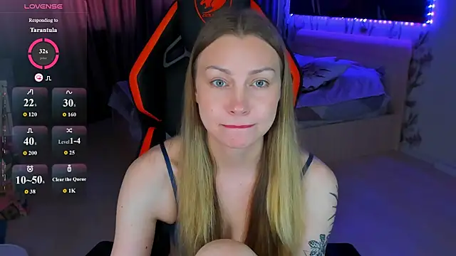 BiMolly online show from July 2026 02:13:01 PM