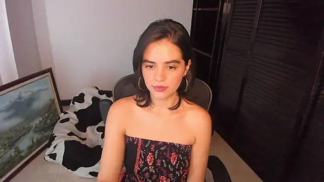 Snapshot of mia_collins_x chatting on September 2025 08:23:01 PM mia collins x online show from September 2025 08:23:01 PM