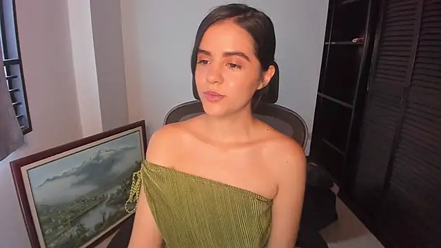 Snapshot of mia_collins_x chatting on October 2025 08:39:01 PM mia collins x online show from October 2025 08:39:01 PM