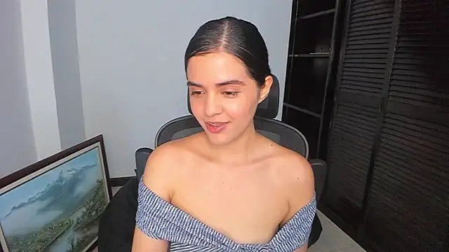 Snapshot of mia_collins_x chatting on November 2025 12:24:01 AM mia collins x online show from November 2025 12:24:01 AM