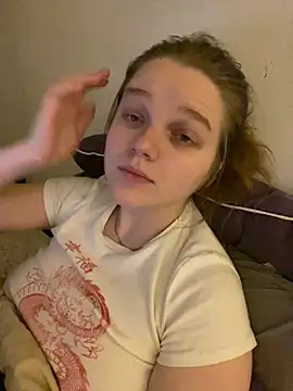 Snapshot of -MimmiLissa- chatting on January 2025 04:52:02 AM -MimmiLissa- online show from January 2025 04:52:02 AM