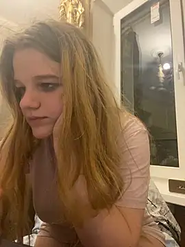 Snapshot of -MimmiLissa- chatting on September 2025 07:15:02 PM -MimmiLissa- online show from September 2025 07:15:02 PM
