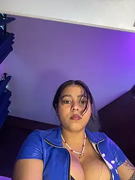 Naiara sex online show from March 2026 01:18:01 PM