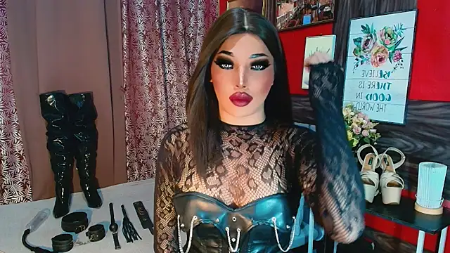 trixxielicious online show from November 2025 07:38:01 PM