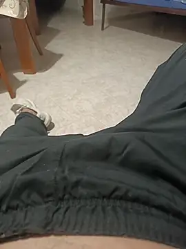 Bobby967 online show from April 2026 07:33:01 PM