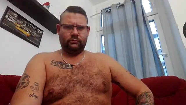 Snapshot of sexykevin17cm chatting on November 2025 03:14:02 PM sexykevin17cm online show from November 2025 03:14:02 PM