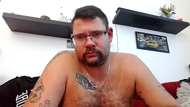 Snapshot of sexykevin17cm chatting on December 2025 02:32:02 PM sexykevin17cm online show from December 2025 02:32:02 PM