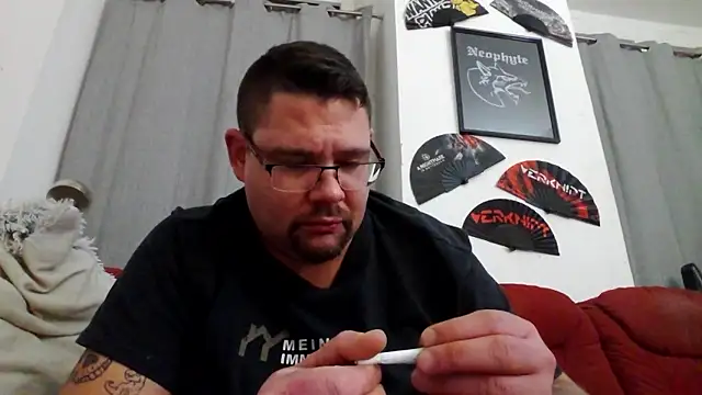 sexykevin17cm online show from January 2026 08:34:02 PM