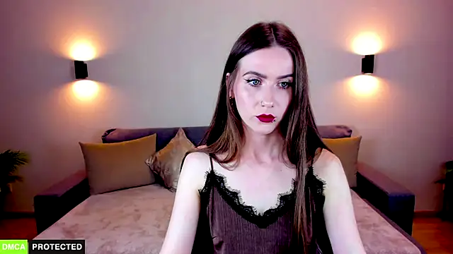 TheWoman   online show from November 2025 07:13:01 PM