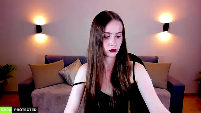 TheWoman   online show from February 2026 07:09:01 PM