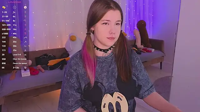 Mira Falls online show from March 2026 05:56:02 AM