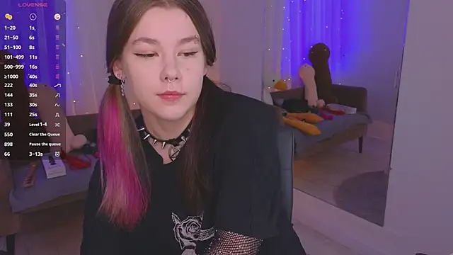 Mira Falls online show from March 2026 05:51:02 AM