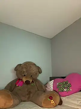 Snapshot of Sammy_pink chatting on December 2024 12:21:02 AM Sammy pink online show from December 2024 12:21:02 AM