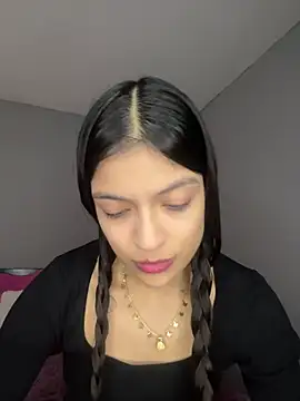 Snapshot of Sammy_pink chatting on February 2025 02:13:02 PM Sammy pink online show from February 2025 02:13:02 PM