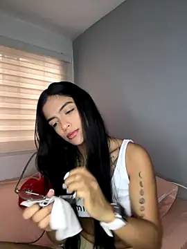 Snapshot of Sammy_pink chatting on September 2025 01:02:02 PM Sammy pink online show from September 2025 01:02:02 PM