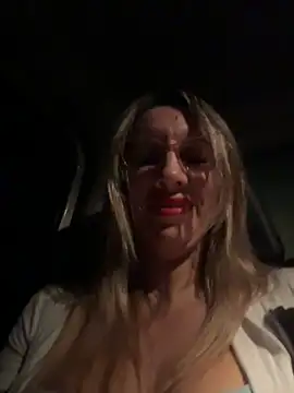 Gatitacarlita online show from December 2025 07:59:02 AM