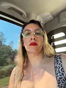 Gatitacarlita online show from March 2026 01:56:01 PM