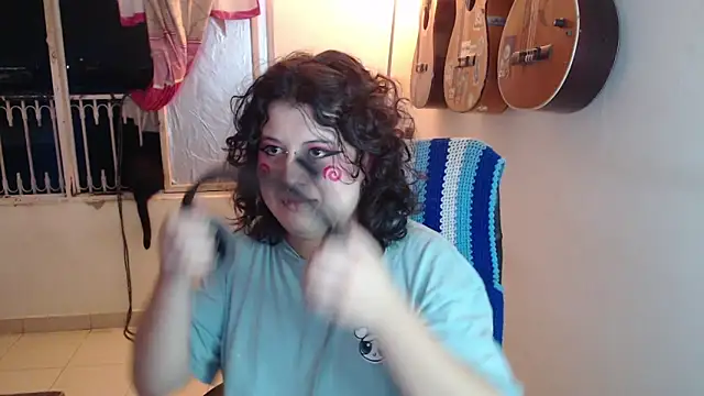 Smoke trip Alicia online show from October 2025 03:40:01 AM