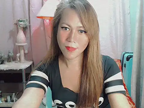 Snapshot of shanecummer chatting on October 2025 06:06:01 PM shanecummer online show from October 2025 06:06:01 PM