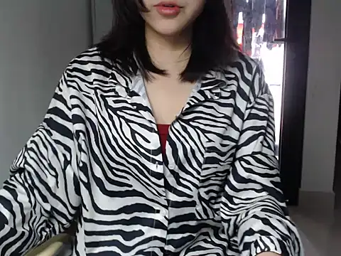 Snapshot of Bigg_Pussyy_Catt chatting on January 2025 08:00:02 AM Bigg Pussyy Catt online show from January 2025 08:00:02 AM