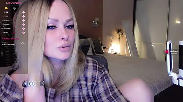 Snapshot of Libby_Nora chatting on February 2026 02:44:01 PM Libby Nora online show from February 2026 02:44:01 PM