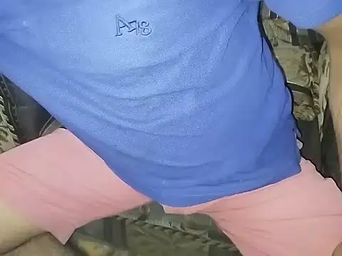 robertocastillo-2017 online show from November 2025 04:33:02 AM