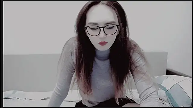 Snapshot of MinniMaksy chatting on February 2025 08:54:02 AM MinniMaksy online show from February 2025 08:54:02 AM