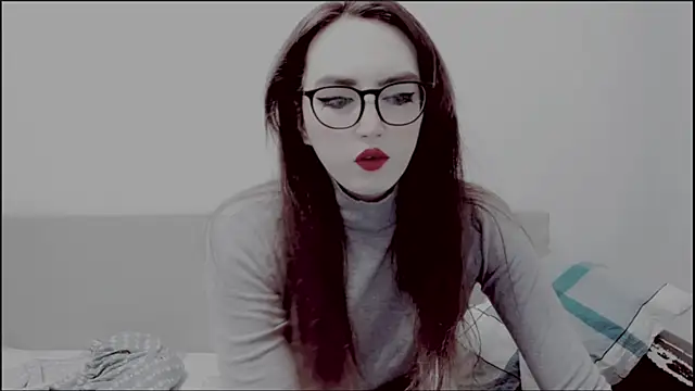 Snapshot of MinniMaksy chatting on February 2025 10:14:01 PM MinniMaksy online show from February 2025 10:14:01 PM