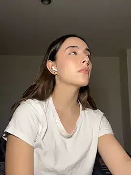 swrennn19 online show from March 2025 11:14:01 PM