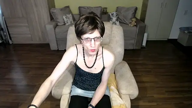 clementine online show from April 2026 08:12:02 AM