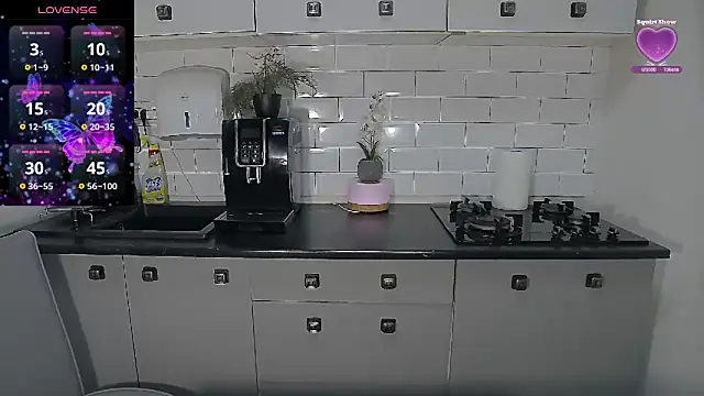 erikaerika online show from February 2026 08:29:01 AM