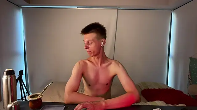 Snapshot of vladdymeow chatting on January 2025 09:08:01 PM vladdymeow online show from January 2025 09:08:01 PM