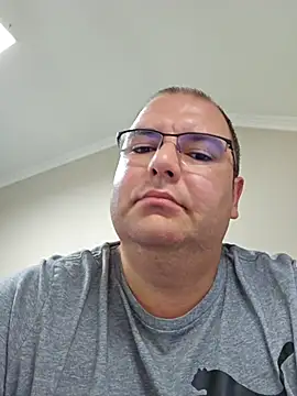 Snapshot of Andrew1900529 chatting on September 2025 10:28:01 AM Andrew1900529 online show from September 2025 10:28:01 AM