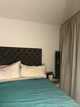 kamivolkano online show from September 2025 11:52:02 PM