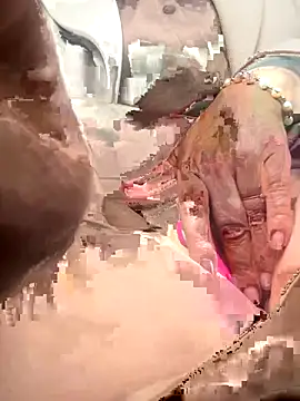 Snapshot of emma_tour chatting on November 2025 03:58:02 PM emma tour online show from November 2025 03:58:02 PM