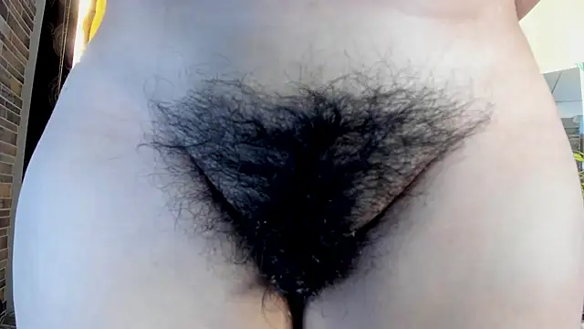 Snapshot of girasol_walton chatting on March 2025 07:06:02 PM girasol walton online show from March 2025 07:06:02 PM