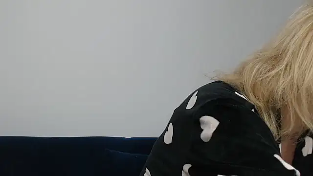 MysticCreature online show from December 2025 04:21:01 AM