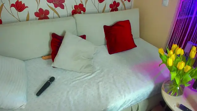 JennAlison online show from March 2025 01:37:01 PM