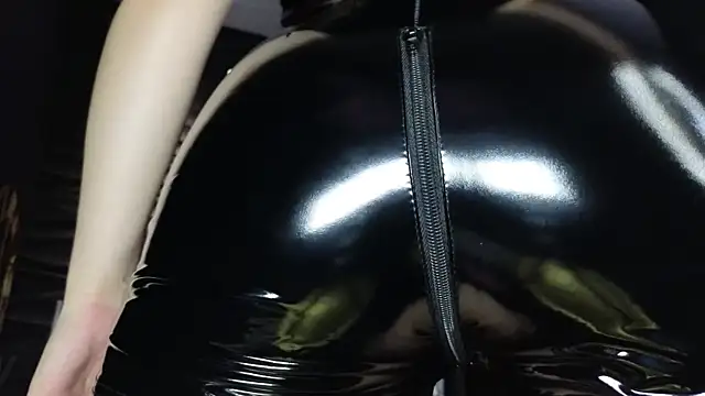 MistressDarsy online show from July 2026 02:07:02 PM